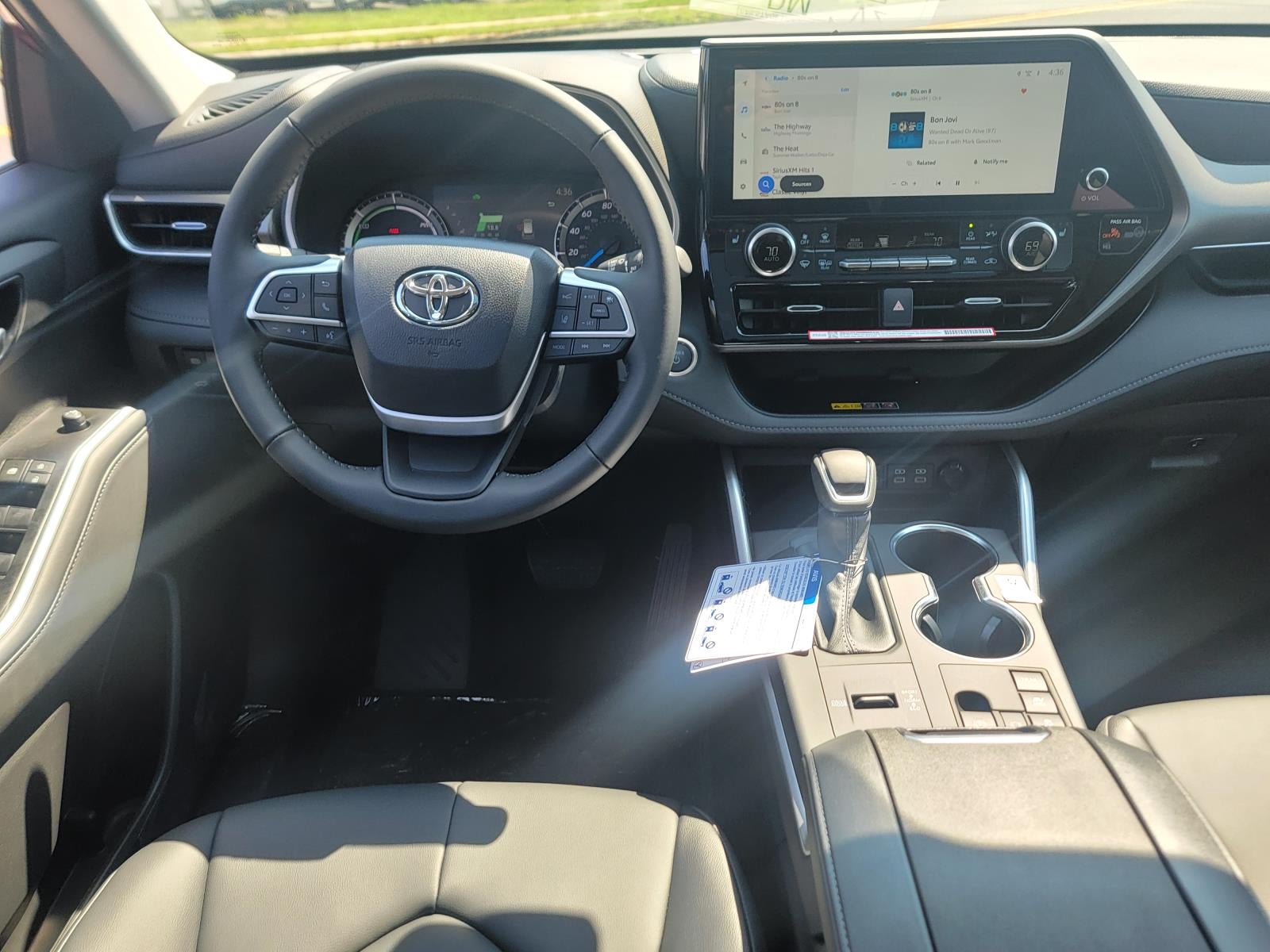 2026 Toyota Highlander Hybrid XLE