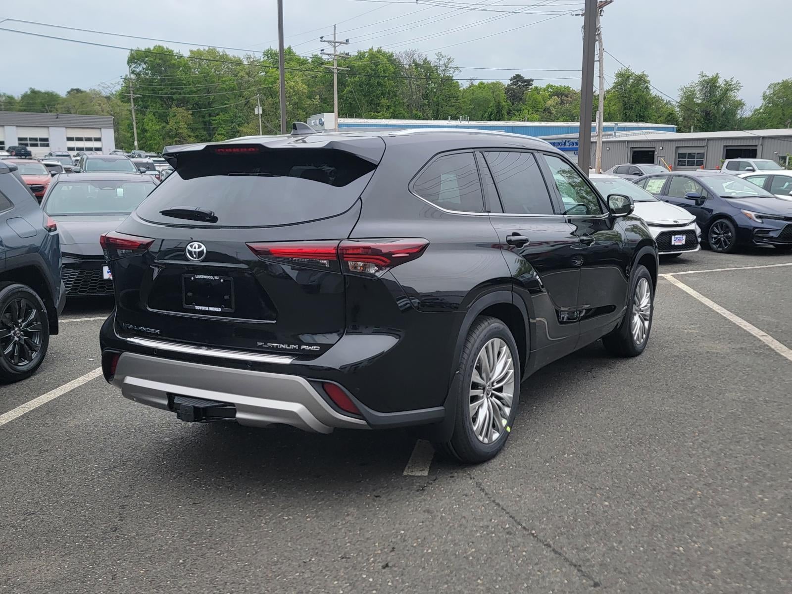 2026 Toyota Highlander Platinum