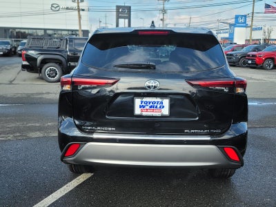 2026 Toyota Highlander Platinum