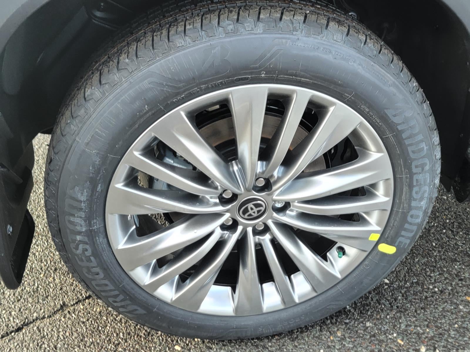 2026 Toyota Highlander Platinum