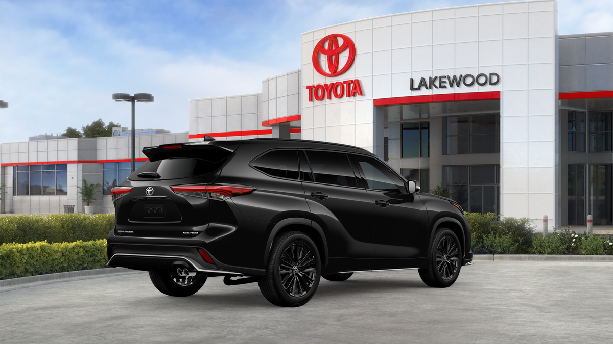 2026 Toyota Highlander XSE