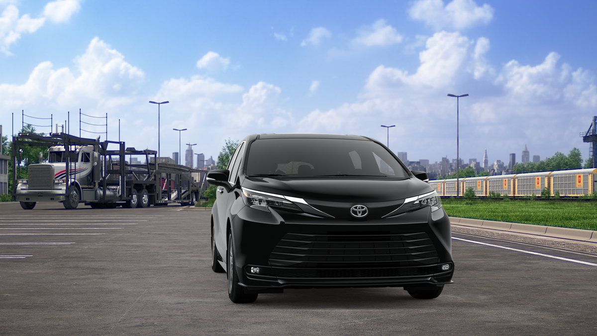 2026 Toyota Sienna XLE