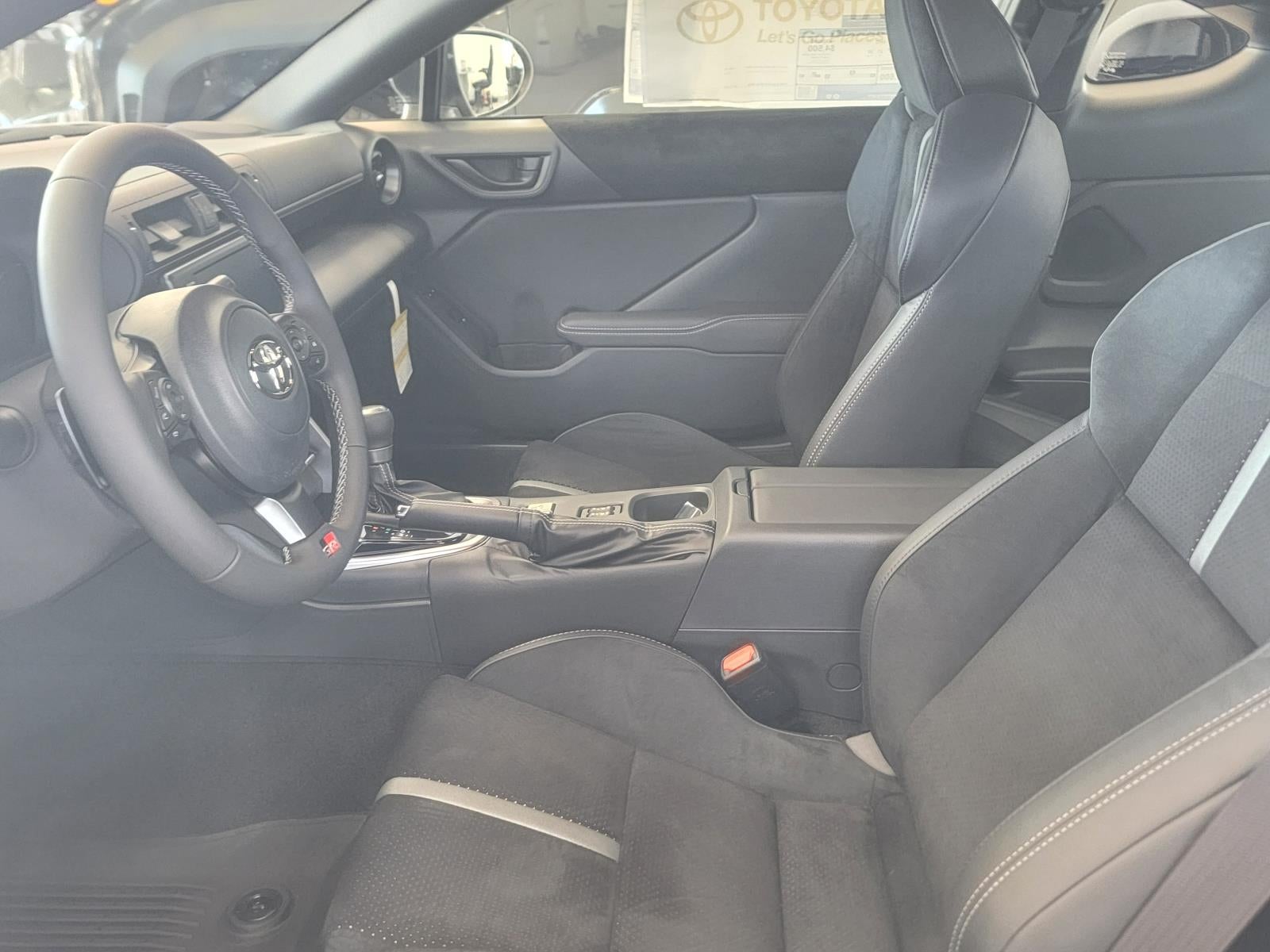 2026 Toyota GR86 Premium AT