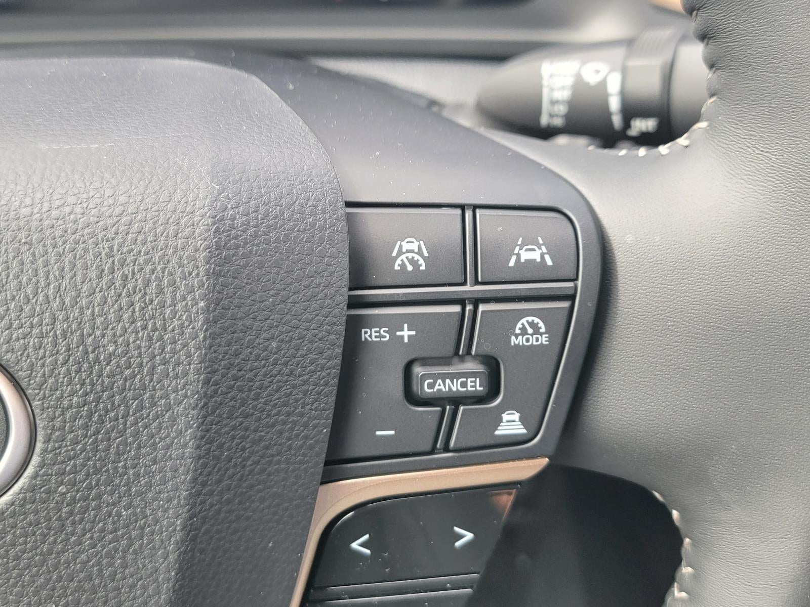 2026 Toyota Toyota Crown XLE