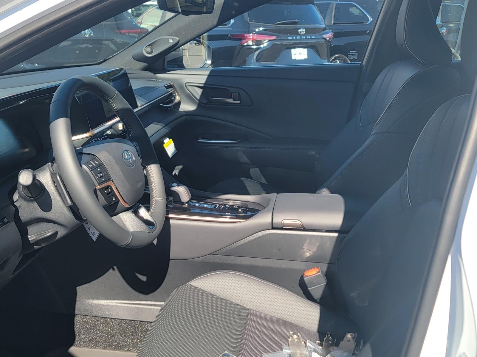 2026 Toyota Toyota Crown Signia Limited