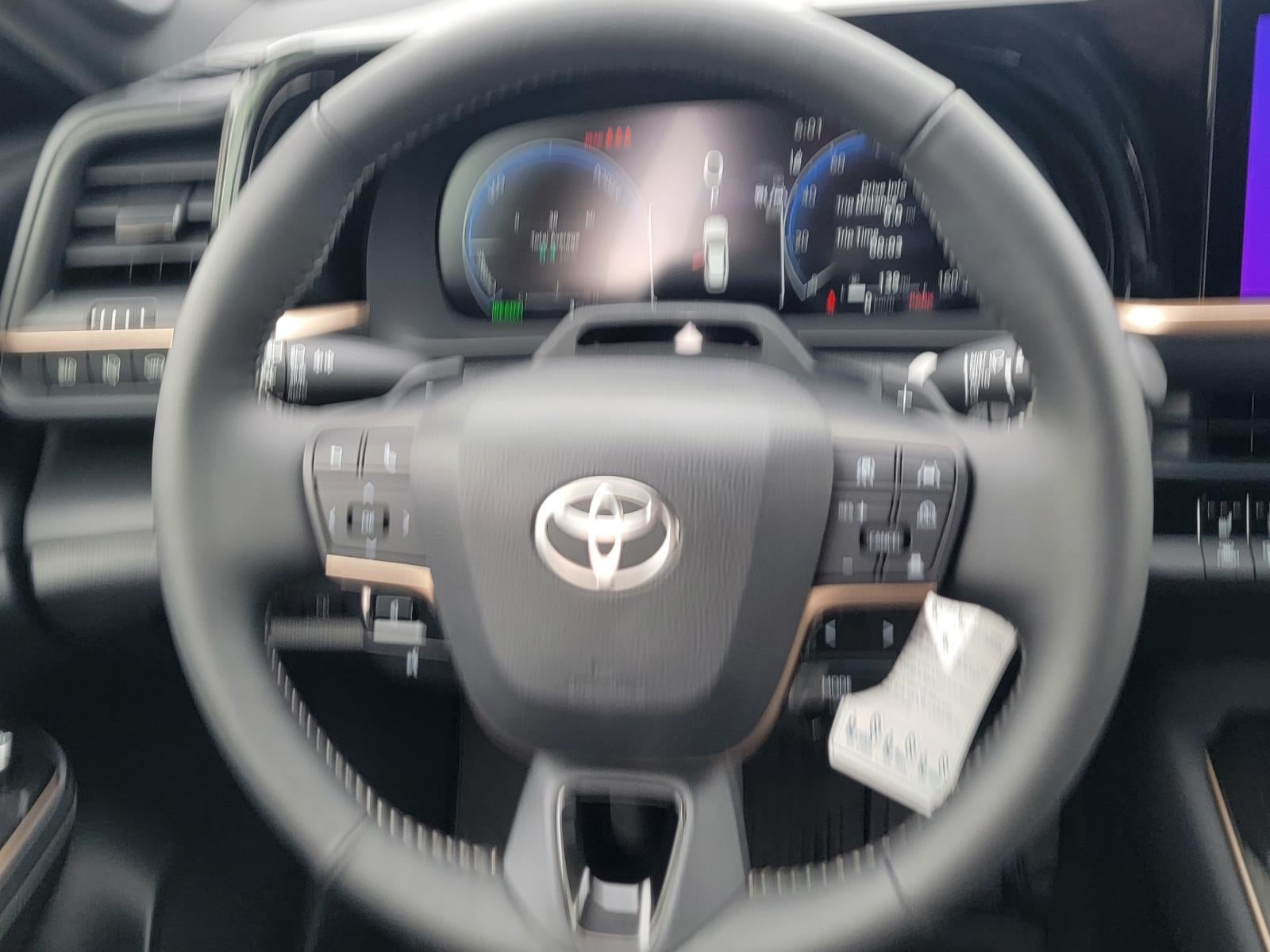 2025 Toyota Toyota Crown Signia Limited