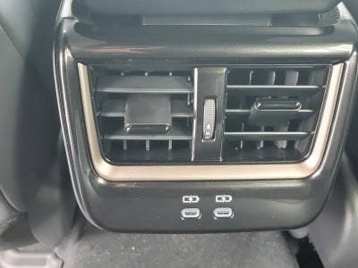 2025 Toyota Toyota Crown Signia Limited