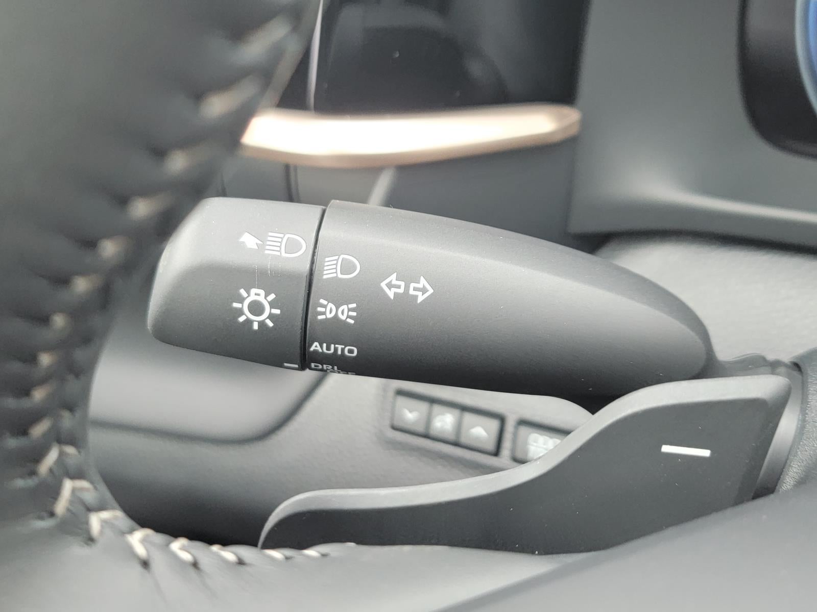 2025 Toyota Toyota Crown Signia Limited