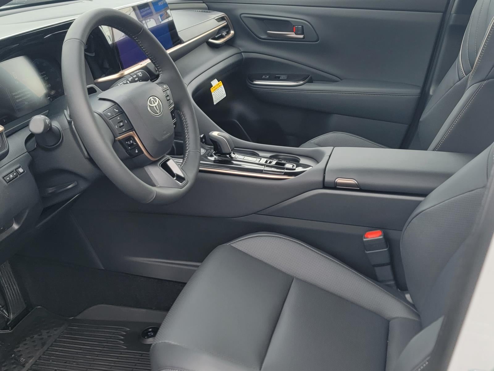 2025 Toyota Toyota Crown Signia Limited