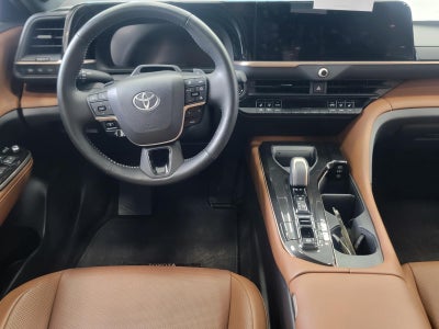 2025 Toyota Toyota Crown Signia Limited