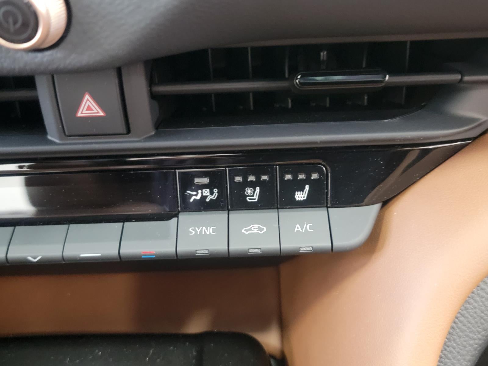 2025 Toyota Toyota Crown Signia Limited