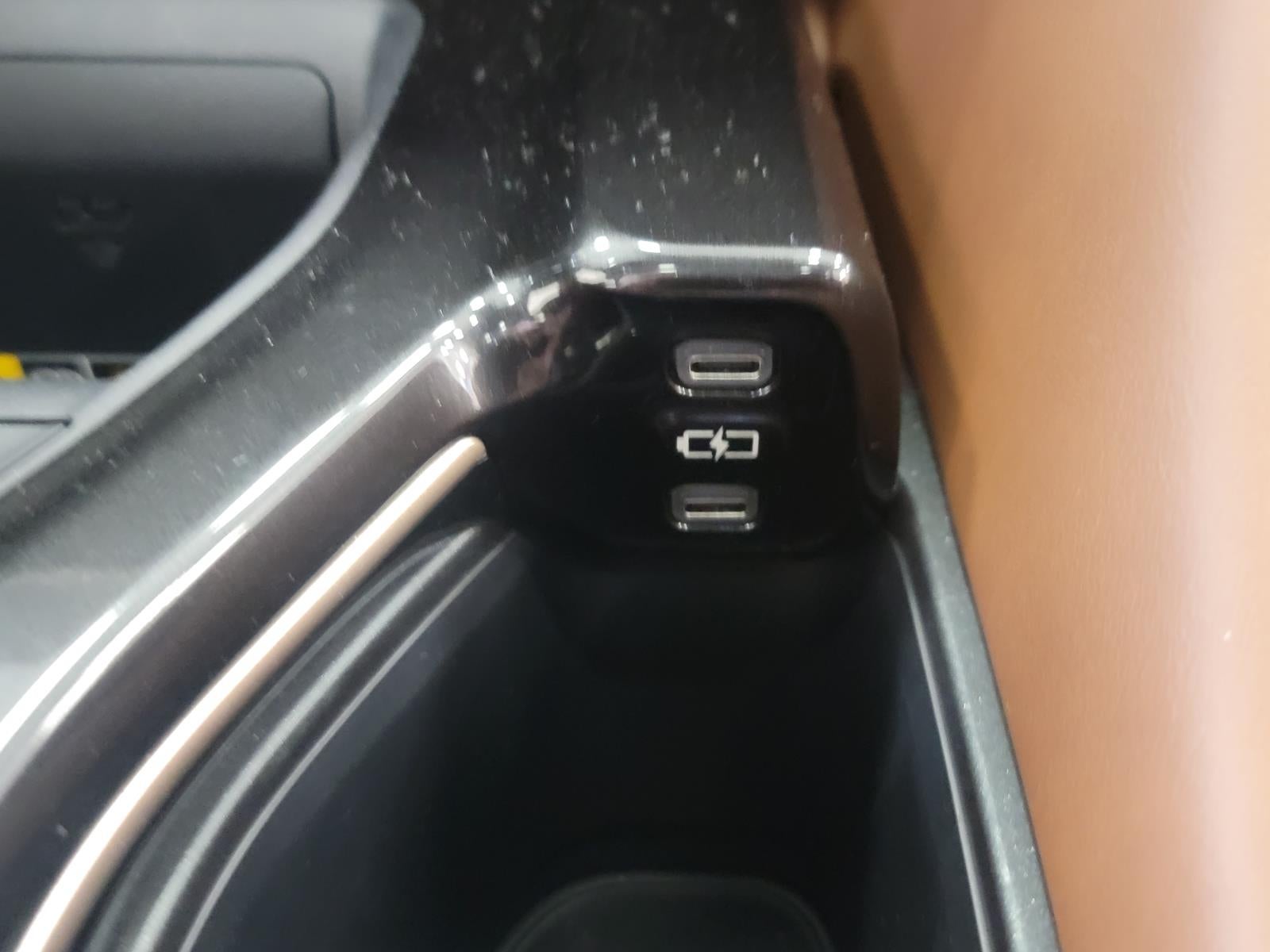 2025 Toyota Toyota Crown Signia Limited