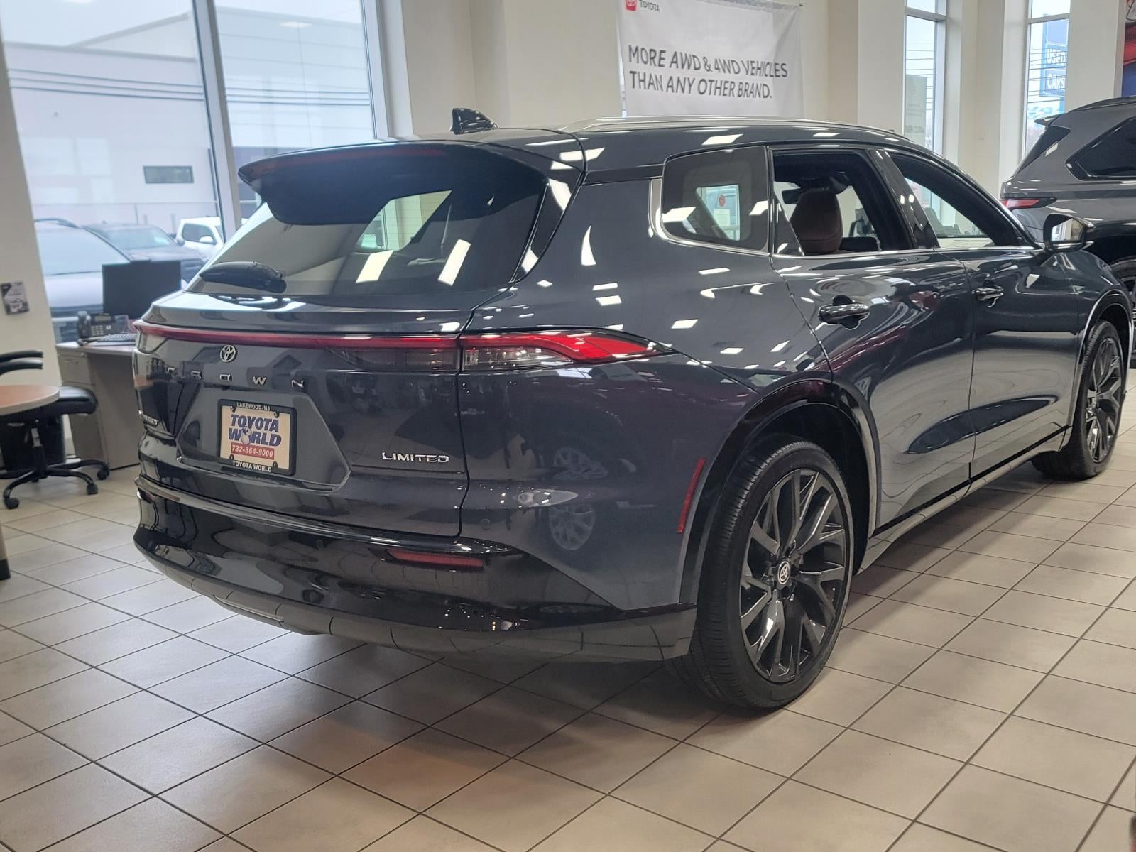 2025 Toyota Toyota Crown Signia Limited