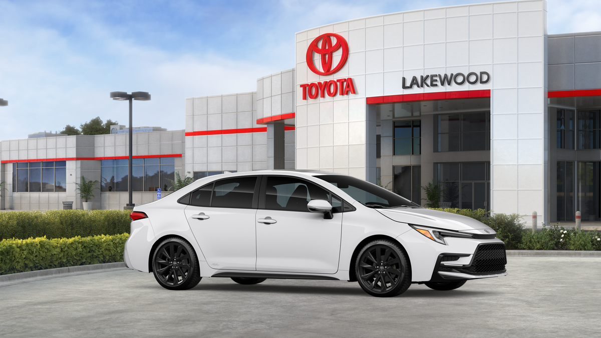 2026 Toyota Corolla Hybrid SE AWD